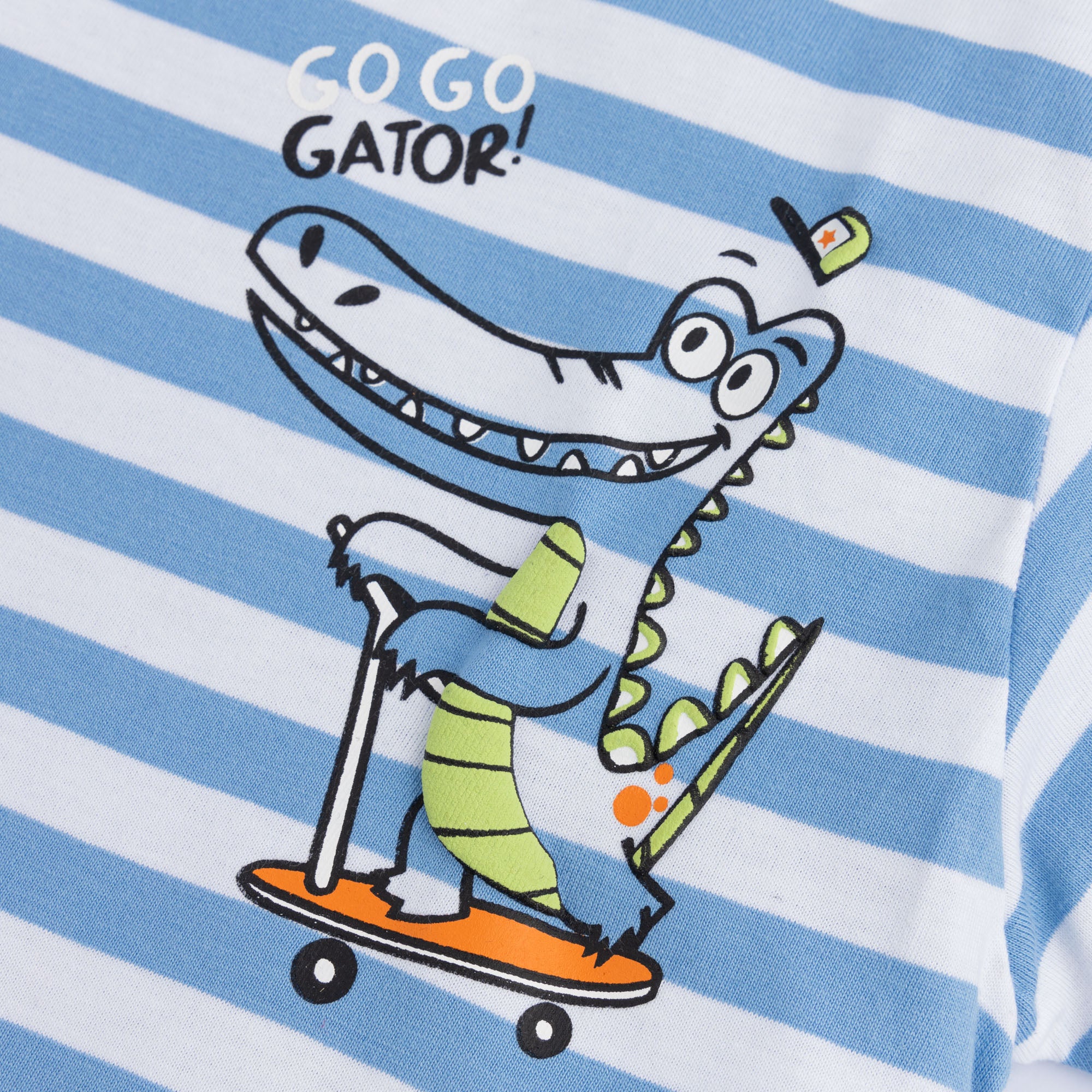 Blue White Gator Graphic T-Shirt